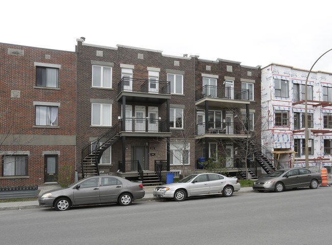 5057-5065 Bannantyne in Montréal, QC - Building Photo - Building Photo