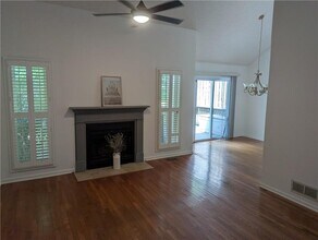 1767 Mill Ct in Marietta, GA - Foto de edificio - Building Photo