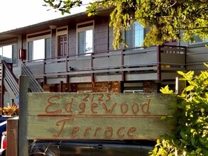 Edgewood Terrace in Seaside, OR - Foto de edificio - Building Photo