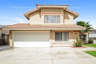 4811 Cocina Ln in Palmdale, CA - Building Photo