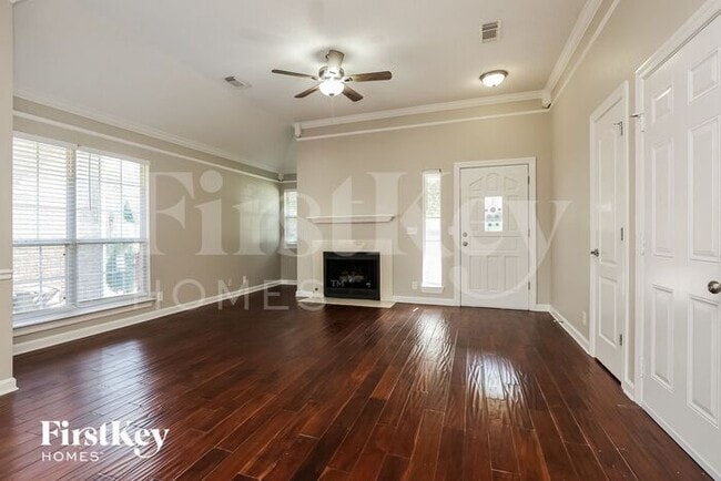 5028 W Oak Highland Dr in Nashville, TN - Building Photo - Building Photo