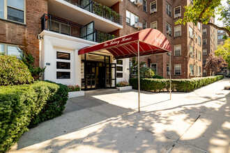 The Halsey House in Rego Park, NY - Building Photo - Building Photo