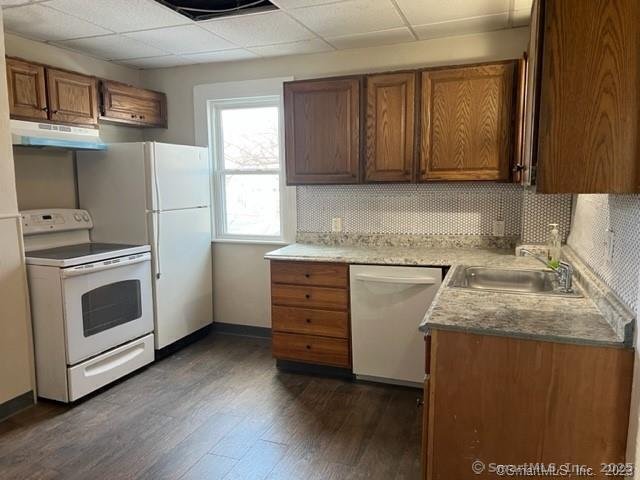 131 Willow St in Winchester, CT - Building Photo - Building Photo