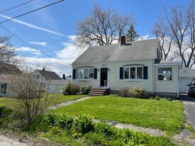 157 Wolcott St in Portland, ME - Building Photo
