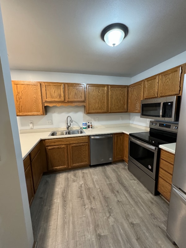 property at 815 Rockingham Ct