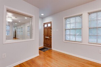 4310 E Toliver St in Houston, TX - Building Photo - Building Photo