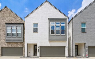 4510 Old Yale St in Houston, TX - Building Photo