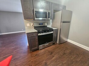 2333 Carnation Dr in Crest Hill, IL - Building Photo - Building Photo