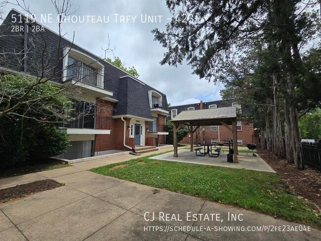 5119 NE Chouteau Trafficway in Kansas City, MO - Building Photo - Building Photo