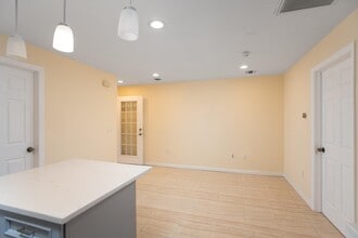 184 New York Ave in Jersey City, NJ - Building Photo - Building Photo