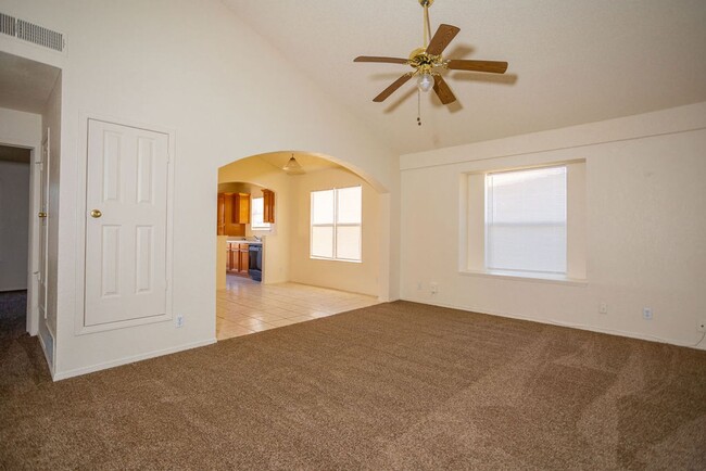 11808 Kings Arms Ct in El Paso, TX - Building Photo - Building Photo