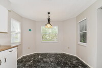 3302 56th Terrace E in Bradenton, FL - Building Photo - Building Photo