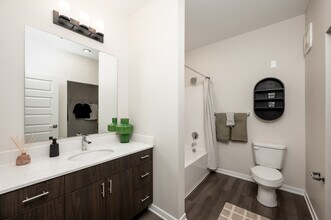 The Domino in Indianapolis, IN - Foto de edificio - Interior Photo