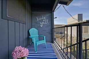 909 Reinli St, Unit 228 in Austin, TX - Building Photo