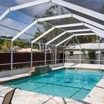 10120 Nicaragua Dr in Cutler Bay, FL - Building Photo