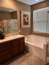 1740 Greenfield Dr in Bullhead City, AZ - Foto de edificio - Building Photo