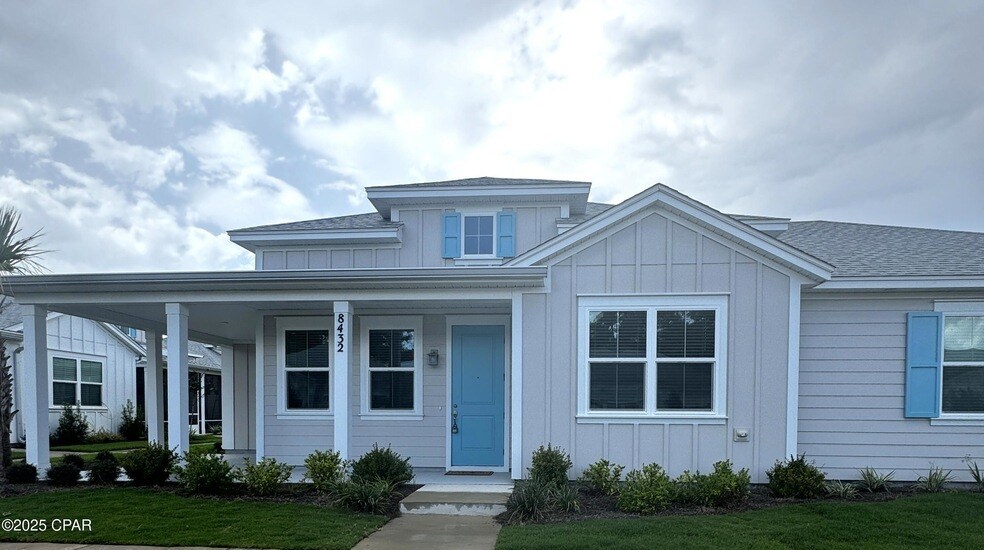 8432 Dreams Float Ct in Panama City Beach, FL - Foto de edificio