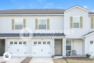 8290 Rigel Rd in Jacksonville, FL - Building Photo