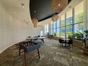700 NE 24th St, Unit 5105 in Miami, FL - Building Photo - Building Photo