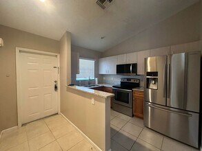 300 NE 42nd St in Boca Raton, FL - Building Photo - Building Photo
