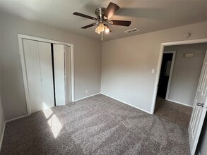 1212 W Hunt St, Unit 1212 in Sherman, TX - Foto de edificio - Building Photo