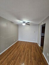 7601-7603 W Donna Ct in Milwaukee, WI - Foto de edificio - Interior Photo