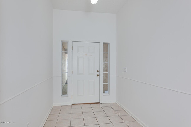 8614 Derry Dr in Jacksonville, FL - Building Photo - Building Photo