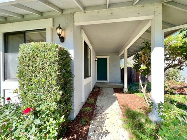 1117 Douglas Ave in Napa, CA - Building Photo - Building Photo