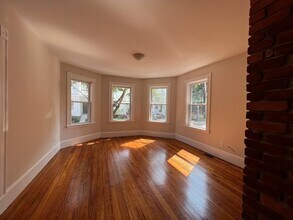 171 Elm St, Unit 1 in Cambridge, MA - Building Photo - Building Photo