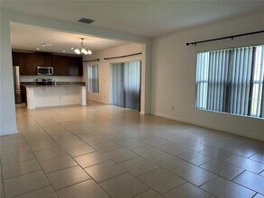 212 Hamlet Lp in Davenport, FL - Building Photo - Building Photo