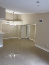 2011 Renaissance Blvd in Miramar, FL - Building Photo - Building Photo