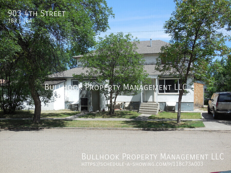 903 4th St in Havre, MT - Building Photo