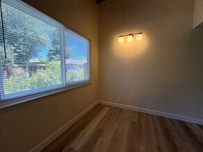 3187 Loma Verde Pl in Palo Alto, CA - Building Photo - Building Photo