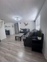 7333 Star Dust Dr in Port Richey, FL - Building Photo - Building Photo