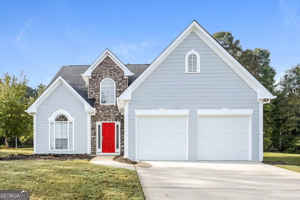 8132 Valley Ridge Dr in Union City, GA - Building Photo