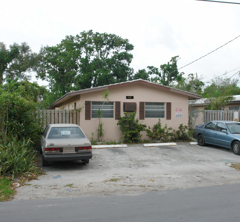 1120-1124 SW 2nd St in Fort Lauderdale, FL - Building Photo