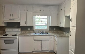 1145 Lay Dr in Birmingham, AL - Building Photo - Building Photo