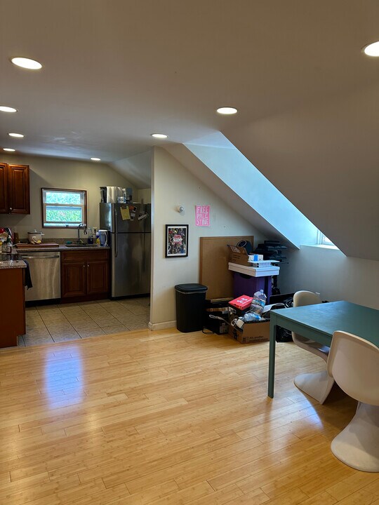 52 Vinton St in Providence, RI - Building Photo