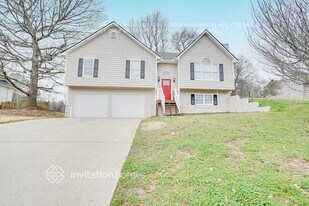 425 Austin Dr in Douglasville, GA - Building Photo