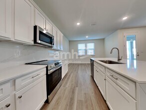 11614 Hillside Dr in Jacksonville, FL - Foto de edificio - Building Photo