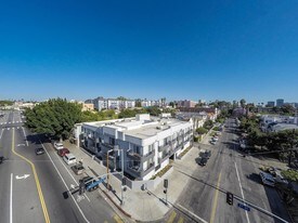 3426 West 1st St in Los Angeles, CA - Building Photo