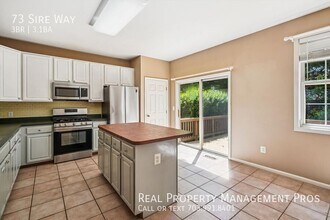 73 Sire Way in Warrenton, VA - Building Photo - Building Photo