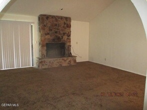 231 Flynn Dr in El Paso, TX - Building Photo - Building Photo
