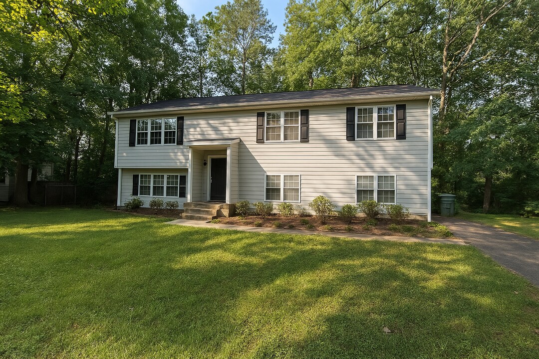 110 Charolais Trail in Cary, NC - Building Photo