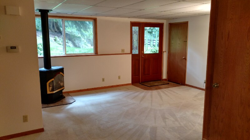 10128 238th Way SE in Issaquah, WA - Building Photo