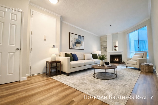 1325 N Sierra Bonita Ave, Unit 123 in West Hollywood, CA - Building Photo - Building Photo