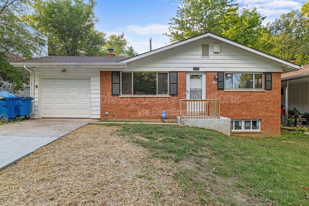 4115 Ammann Ln in St. Louis, MO - Building Photo