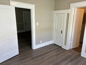 122 N Glenn St in Wichita, KS - Building Photo - Building Photo
