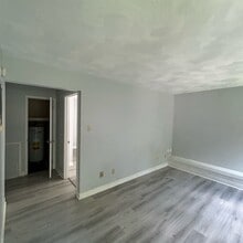 80 Glasier Rd in Fredericton, NB - Building Photo - Building Photo