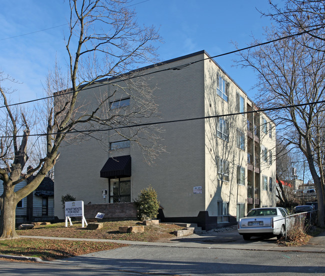 431 Centre St S in Oshawa, ON - Building Photo - Primary Photo